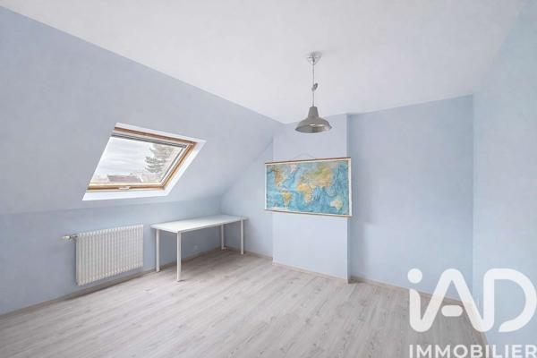 Maison à vendre 9 pièces 171,88 m² Magny-les-Hameaux