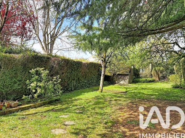 Maison à vendre 9 pièces 171,88 m² Magny-les-Hameaux