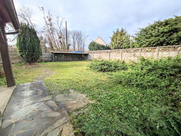 LUZARCHES pavillon avec dépendance et 1100 m² de terrain