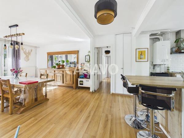 Vente Appartement 5 pièces de 94m² - 95310 Saint-Ouen-l'Aumône
