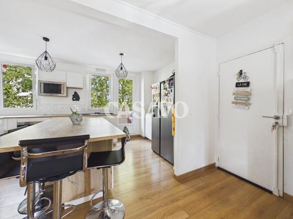 Vente Appartement 5 pièces de 94m² - 95310 Saint-Ouen-l'Aumône