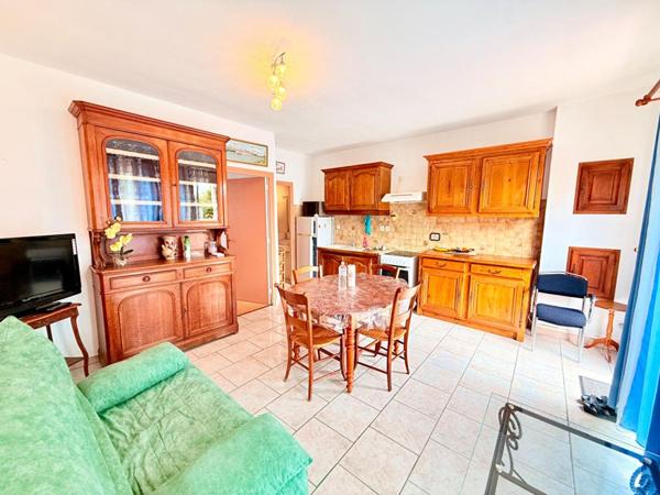 Maison de caractère 250 m² , 10 pièces sur Terrain 1000 m² à Joigny