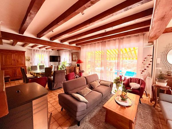 Maison de caractère 250 m² , 10 pièces sur Terrain 1000 m² à Joigny