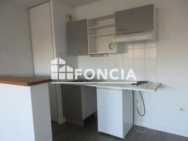 Location Appartement 2 pièces 42.3 m² - 1 RUE COTTAGE DES TOURTERELLES Pau 64000