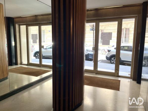 Location parking 10 m² Paris 7