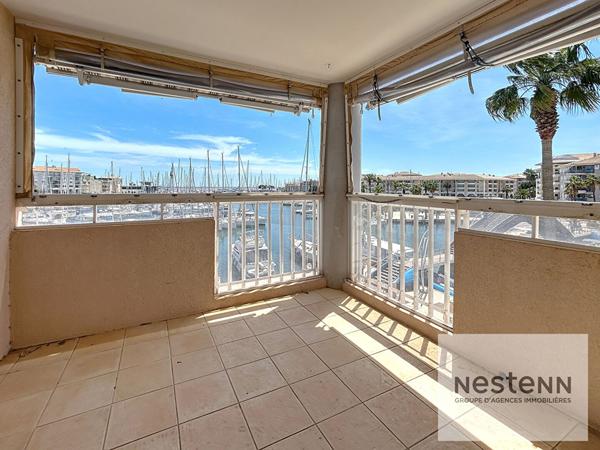 Port Fréjus Spacieux T3 , parking, vue port