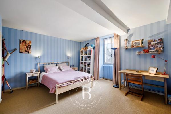 Pau, Propriété 5 Chambres -  310 m² à vendre