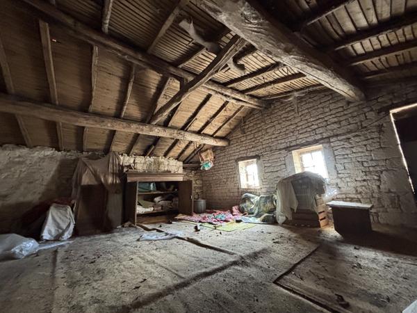 Maison ancienne Paizay le Tort