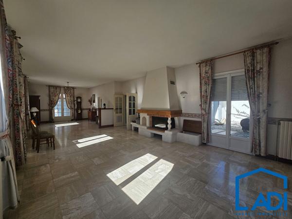 NOUVEAUTÉ À SAINT-MAIXENT-L'ÉCOLE, Saint maixent l ecole 79400