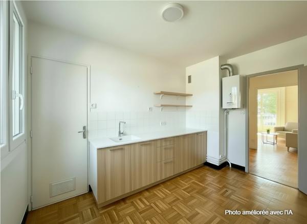 Appartement
         4 pièces
        - 71 m² 128 400 € *