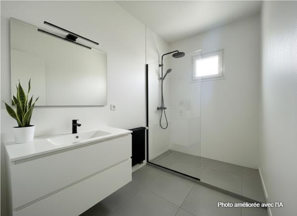 Appartement
         4 pièces
        - 71 m² 128 400 € *