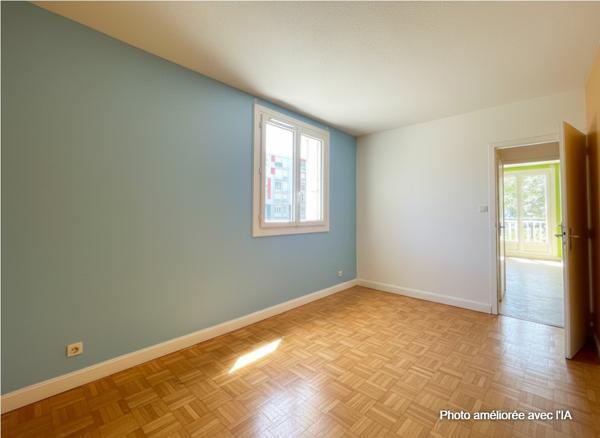 Appartement
         4 pièces
        - 71 m² 128 400 € *