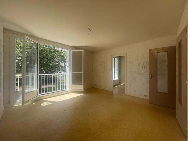 Appartement
         4 pièces
        - 71 m² 128 400 € *