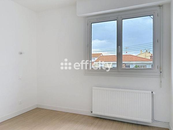 Appartement
         4 pièces
        - 75 m² 280 000 € *