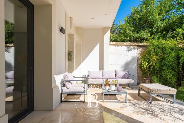 Marseille 8ème, Appartement 5 Chambres -  250 m² à vendre