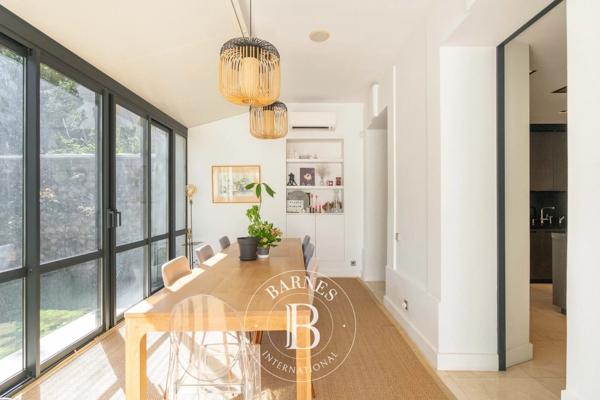 Marseille 8ème, Appartement 5 Chambres -  250 m² à vendre