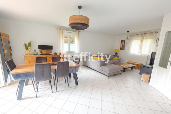 Maison 5 pièces - 159 m² Exclusivité efficity