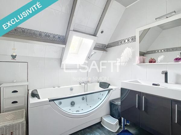 Belle maison à quelques minutes en voiture de la plage, et proche de toutes commodités