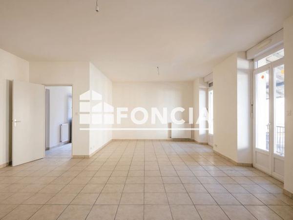 À vendre Immeuble 344 m² - Aubin 12110