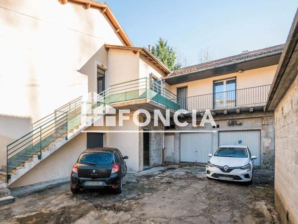 À vendre Immeuble 344 m² - Aubin 12110