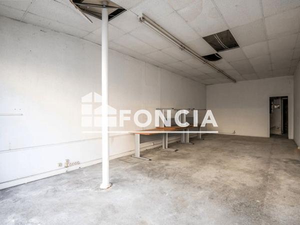 À vendre Immeuble 344 m² - Aubin 12110