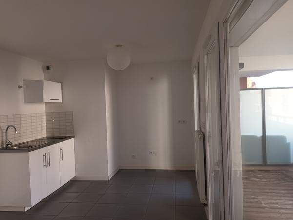 Studio en centre ville dans une copropriété recherchée de Th