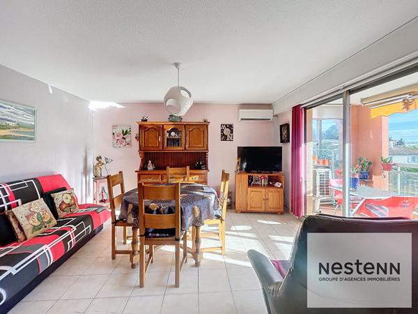 Fréjus T2 loué exposé sud au calme proche commerces parking et cave