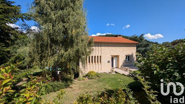 Maison d’architecte 5 pièces de 206 m² à Allègre (43270)