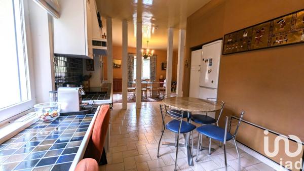 Maison d’architecte 5 pièces de 206 m² à Allègre (43270)