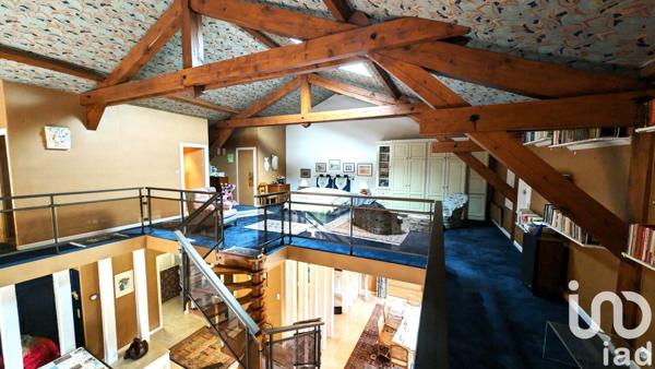 Maison d’architecte 5 pièces de 206 m² à Allègre (43270)