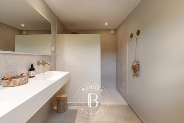 Lourmarin, Villa 4 Chambres -  190 m² à vendre