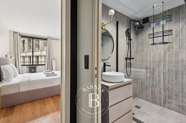 Paris 7ème, Appartement 2 Chambres -  65 m² à vendre