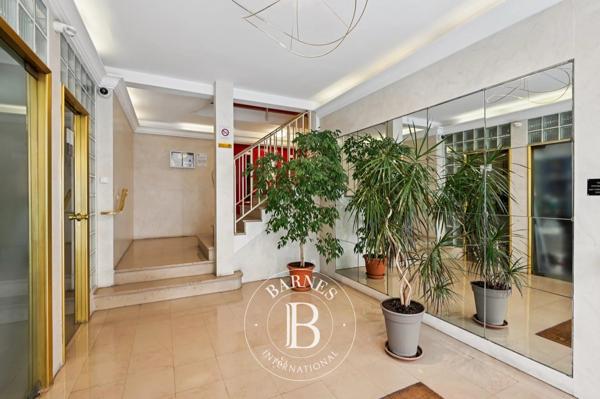 Paris 7ème, Appartement 2 Chambres -  65 m² à vendre