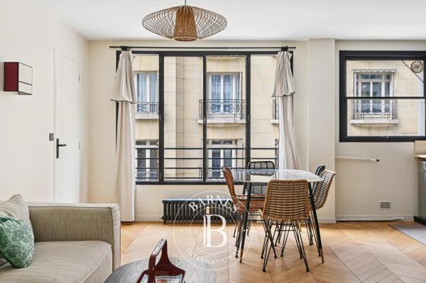 Paris 7ème, Appartement 2 Chambres -  65 m² à vendre