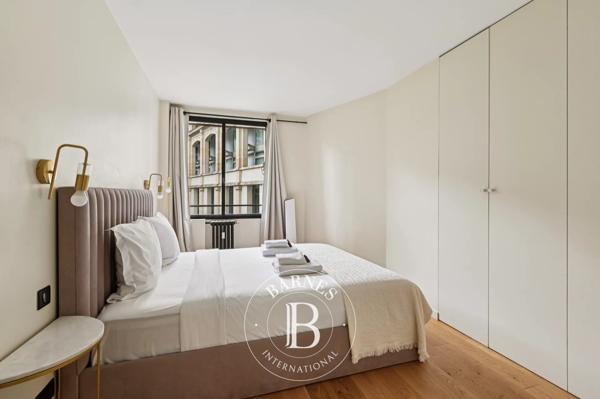 Paris 7ème, Appartement 2 Chambres -  65 m² à vendre