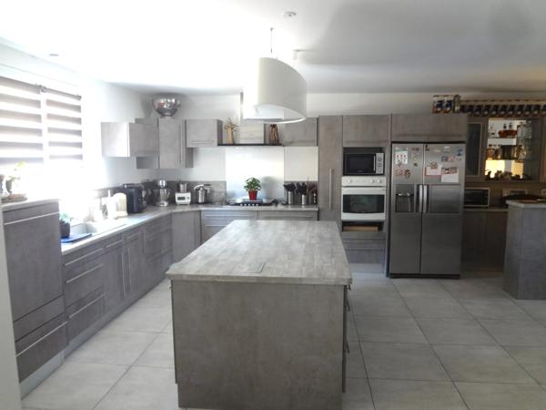 Maison à vendre 6 pièces BESSAN (34)