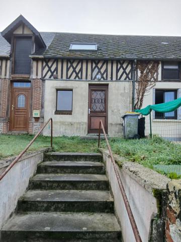A louer, Petite Maison de 25 m² avec petit Jardin au centre d'ELETOT(76540)