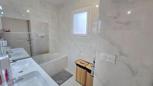 Maison à vendre à PORT DE BOUC - 5 pièces avec garage et jardin !