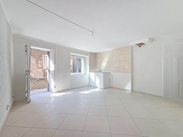 Charmante maison de village – Le Bousquet-d'Orb (34260) 43 m² | 2 chambres | Idéal pied-à-terre ou investissement locatif