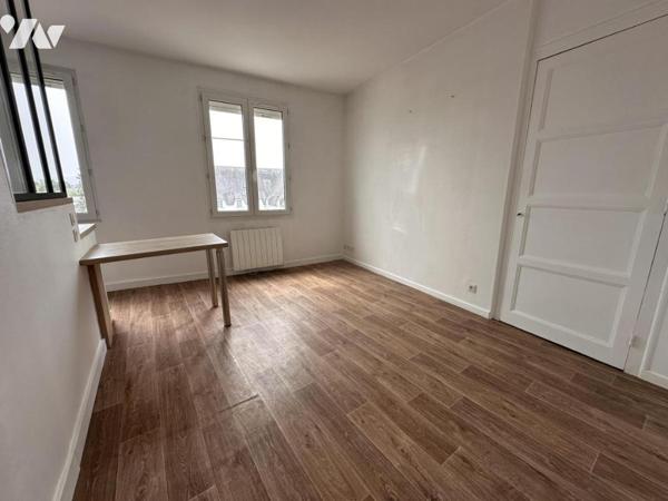 À VENDRE 56 VANNES Préfecture, appartement T2 40 m² loué avec parking extérieur privatif