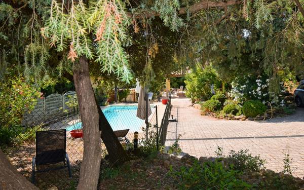 Maison à vendre    3 pièces •  Vers-Pont-du-Gard