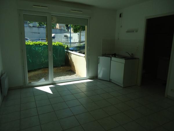 LOCATION STUDIO ONET LE CHATEAU SANS FRAIS D'AGENCE