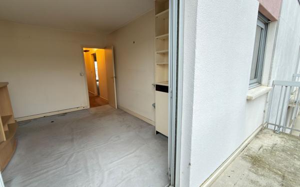 Appartement à vendre    3 pièces • 74,76 m2 Fontenay-sous-Bois