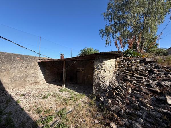 Une maison pleine de potentiel à personnaliser selon vos envies !