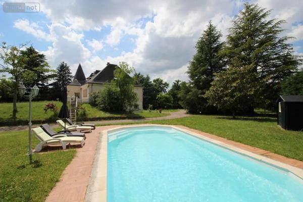 Achat - Maison Andard 49800 11 pièces 282 m 2 7693 m 2