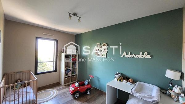 LE BRUSC-Luxe, volumes, et élégance à deux pas de la mer- Villa contemporaine de plus de 300 m2 rare sur le secteur recherché du Brusc