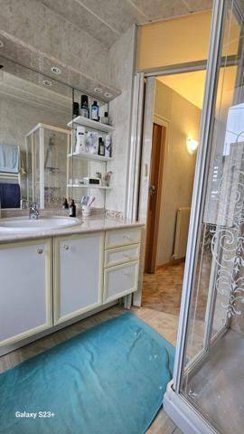 Maison - 5 pièces - 121 m²