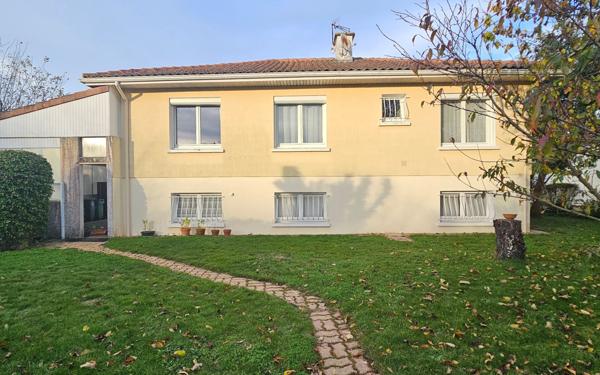 Maison à vendre    5 pièces • 138,37 m2 Fontaine-le-Comte