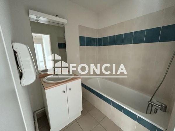 Location Appartement 3 pièces 55.5 m² - 6 BIS RUE DE BEAUMANOIR Loudeac 22600