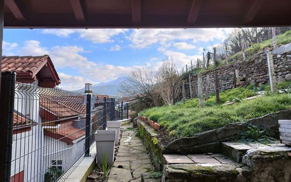 Appartement à louer    3 pièces • 72,17 m2 Saint-Étienne-de-Baïgorry